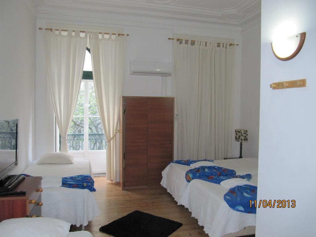 Go Hostel Лиссабон Номер фото