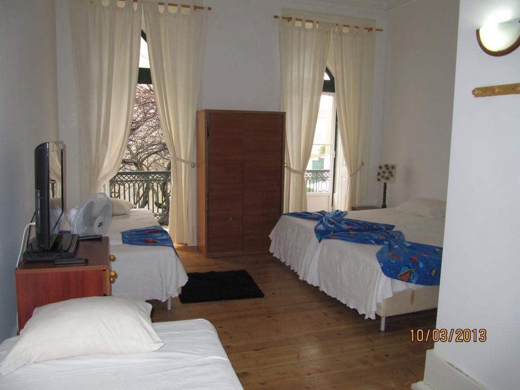 Go Hostel Лиссабон Номер фото