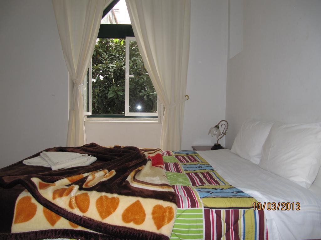 Go Hostel Лиссабон Номер фото