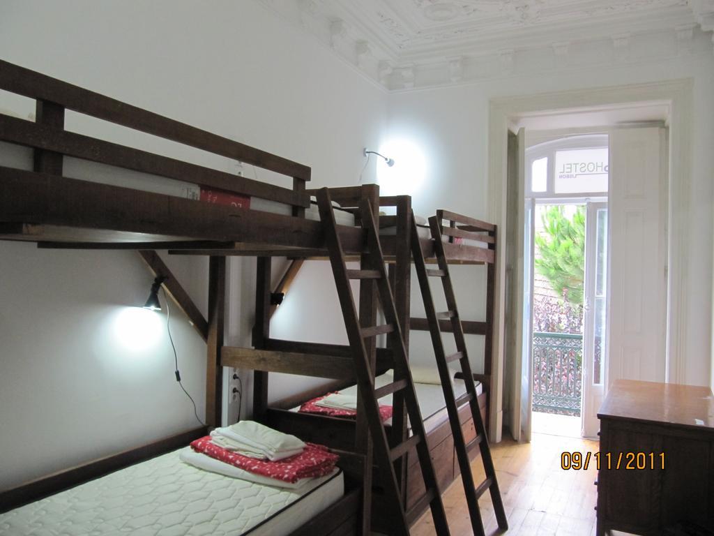 Go Hostel Лиссабон Номер фото