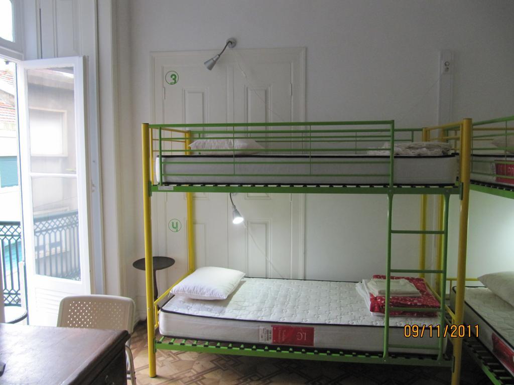 Go Hostel Лиссабон Номер фото