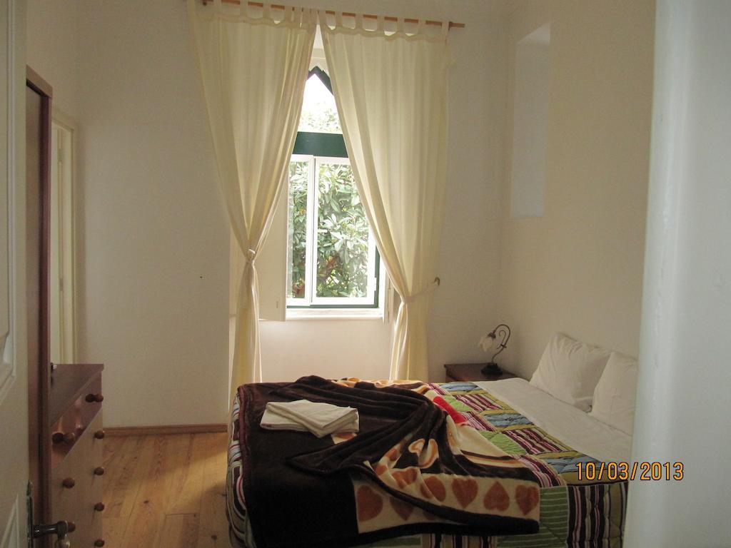 Go Hostel Лиссабон Экстерьер фото