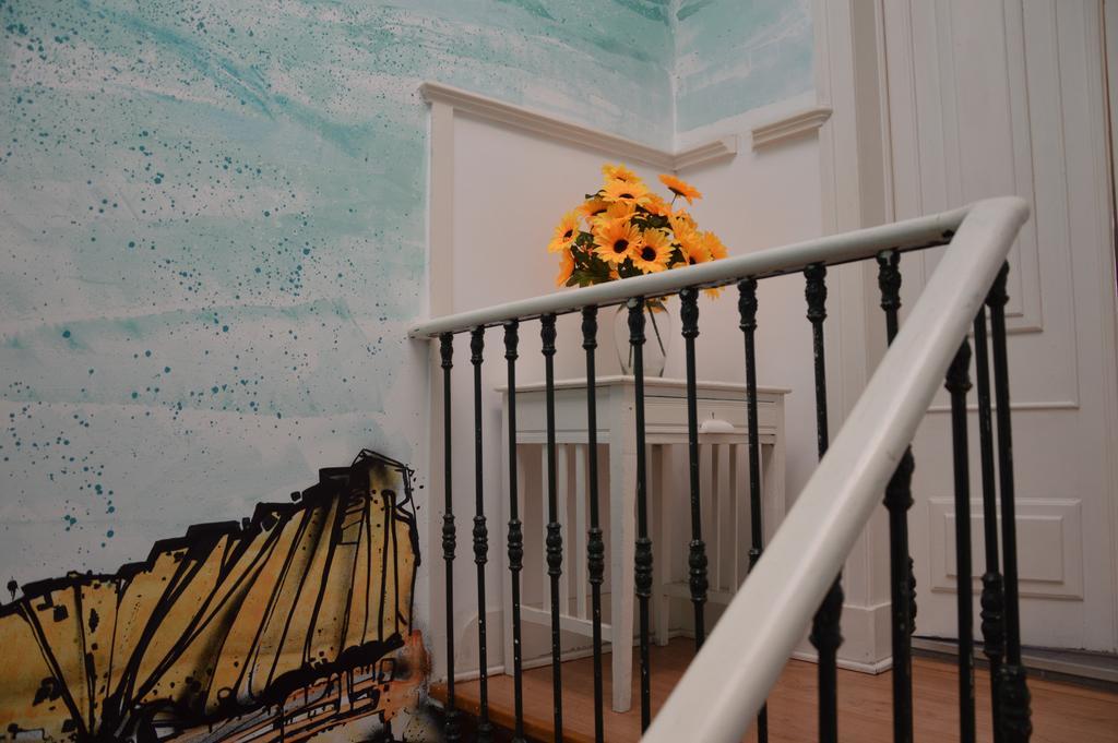 Go Hostel Лиссабон Экстерьер фото