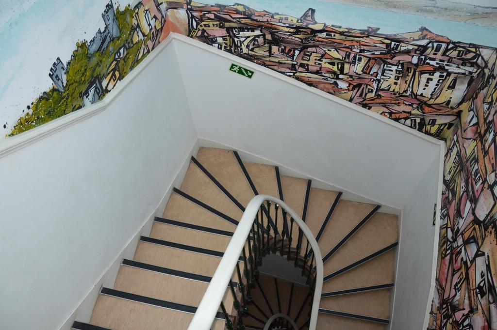 Go Hostel Лиссабон Экстерьер фото